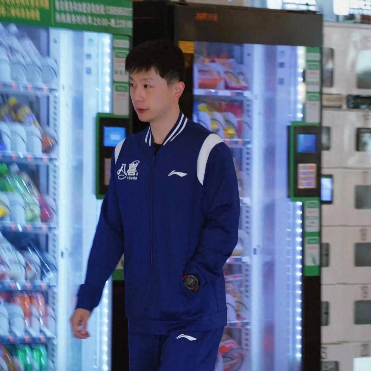 马龙最后关头救险，孙颖莎力保胜局拿下系列赛的简单介绍